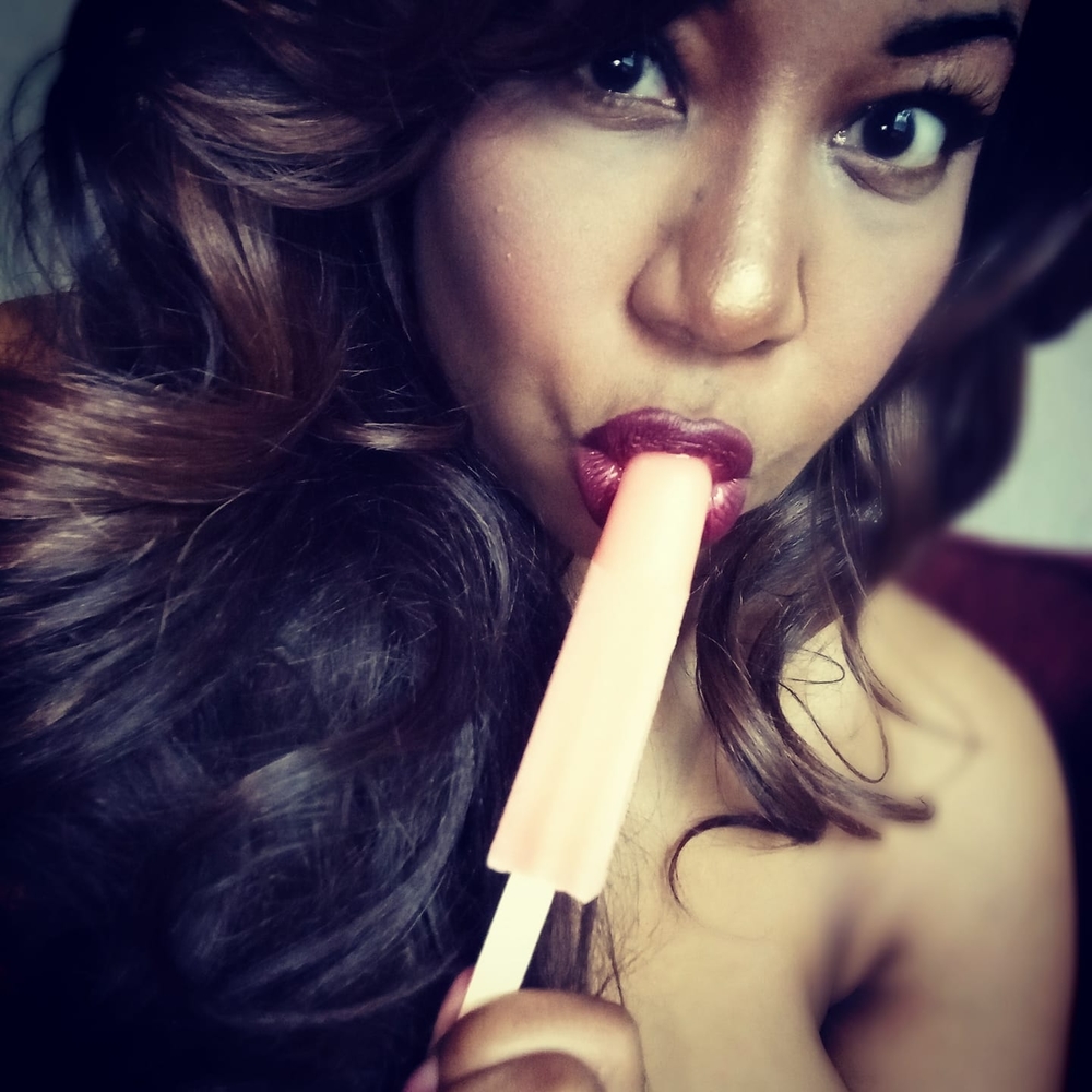 Meet your Posher, Viandria